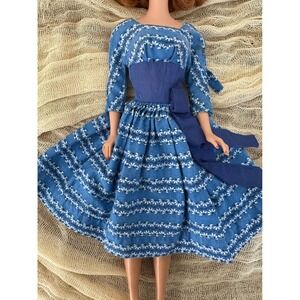 1960's Barbie‎ #978 Let's Dance blue and white dress vintage Mattel black label